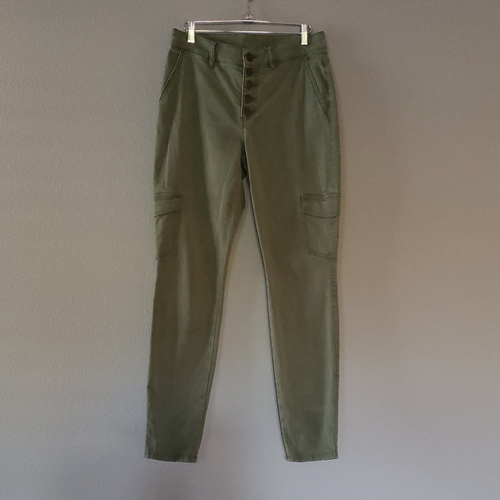 Cabi Button Fly Cargo - Olive